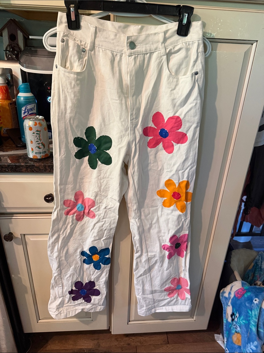 BiBi White Straight-Leg Pants with Colorful Flower Prints